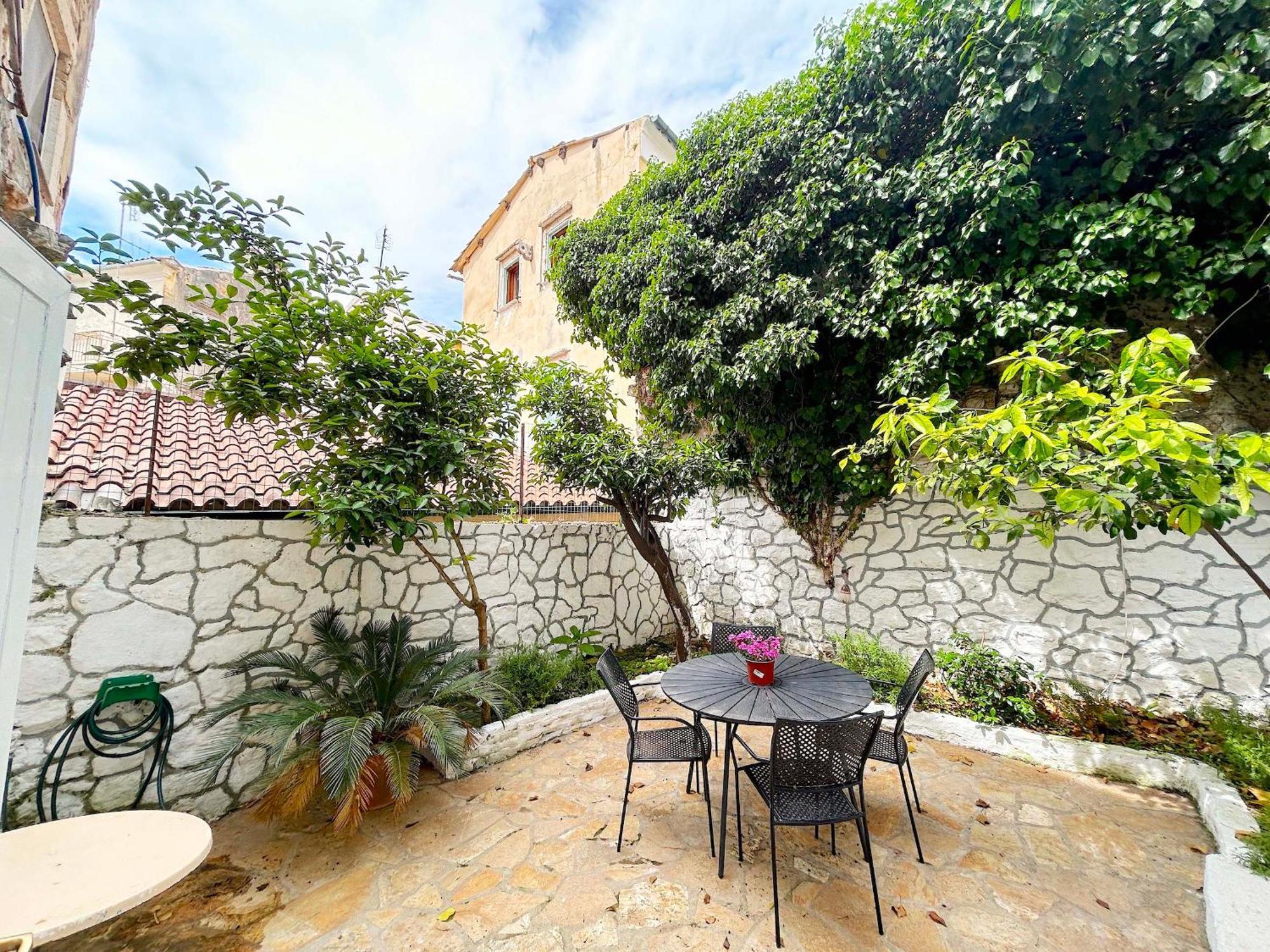 Traditional House With Ivy Garden Corfu  Exteriör bild